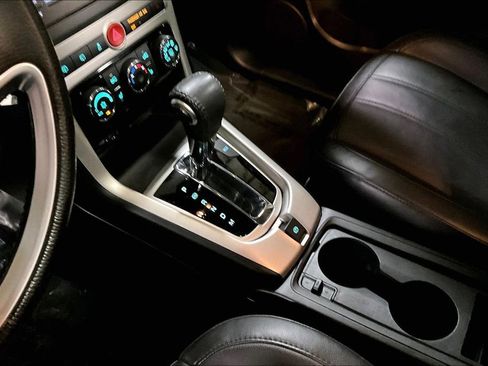 Used 2015 Chevrolet Captiva Sport LT w/ Convenience Package FWD image 29