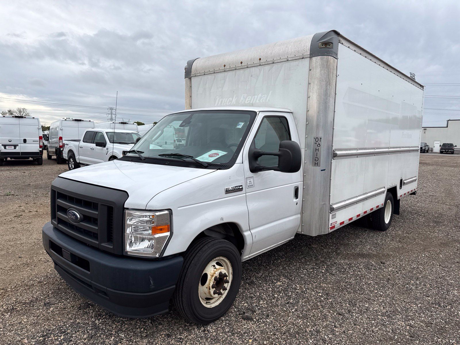Used 2022 Ford E-350 and Econoline 350 Super Duty RWD image 1