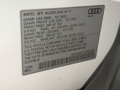 Used 2018 Audi Q7 3.0T Prestige w/ Prestige Package AWD/4WD image 27