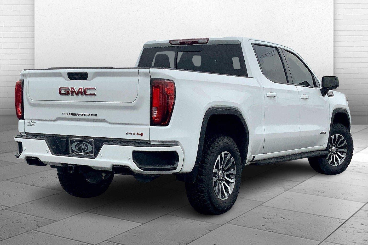 Used 2021 GMC Sierra 1500 AT4 w/ AT4 Premium Package AWD/4WD image 12