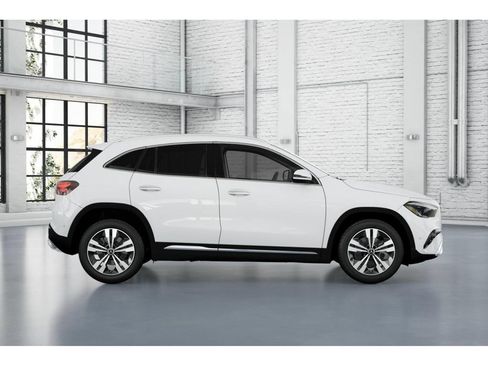 Certified 2026 Mercedes-Benz GLA 250 image 16