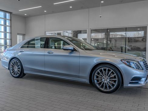 Used 2015 Mercedes-Benz S 550 Sedan image 12