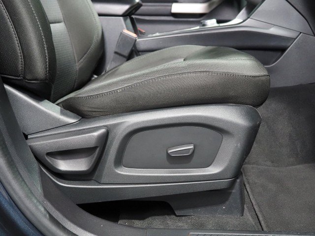 Used 2022 Ford Explorer XLT RWD image 60