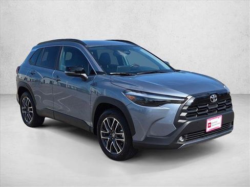 Certified 2026 Toyota Corolla Cross XLE FWD image 3