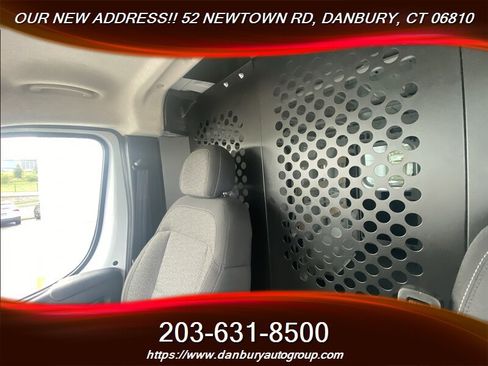 Used 2025 RAM ProMaster 2500 w/ U-Haul Equipment Group FWD image 20