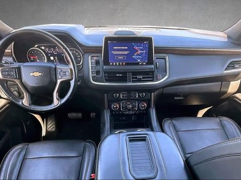 Used 2021 Chevrolet Suburban High Country AWD/4WD image 14