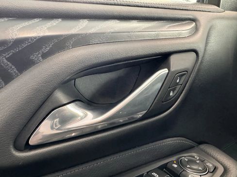 Used 2023 GMC Yukon Denali w/ Denali Reserve Package image 28