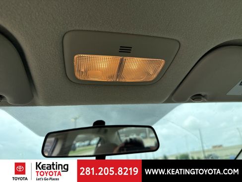 Used 2013 Toyota Corolla LE FWD image 22