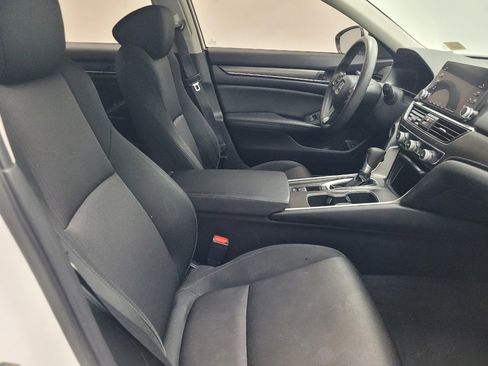 Used 2019 Honda Accord LX image 21
