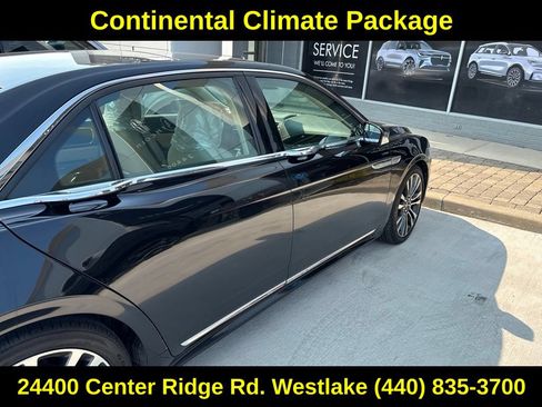 Used 2019 Lincoln Continental Select w/ Continental Climate Package AWD/4WD image 12