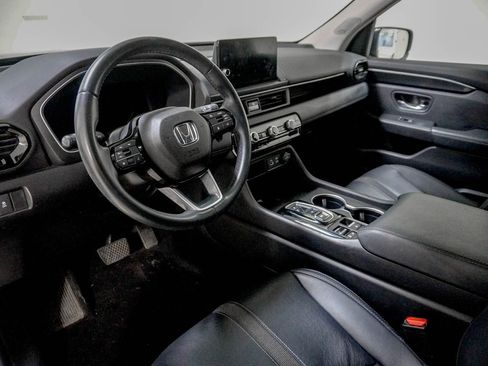 Used 2023 Honda Pilot Touring image 19
