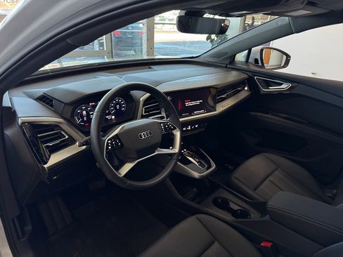 Used 2024 Audi Q4 e-tron Premium Plus w/ Premium Plus image 12