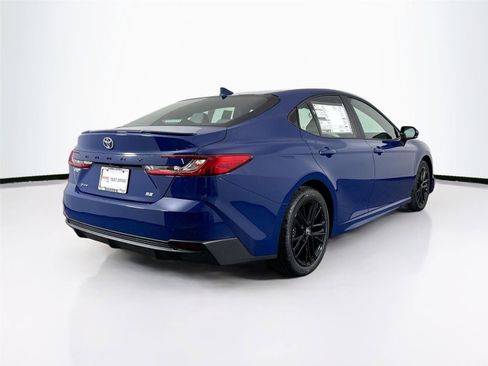 New 2026 Toyota Camry SE image 2