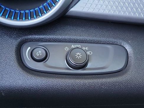 Used 2024 Chevrolet Trax LS w/ LS Convenience Package image 19