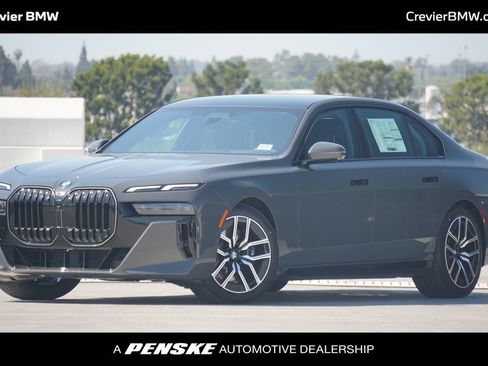 Used 2026 BMW 740i RWD image 1