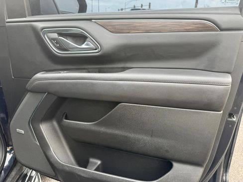 Used 2022 Chevrolet Tahoe LT w/ Luxury Package image 33