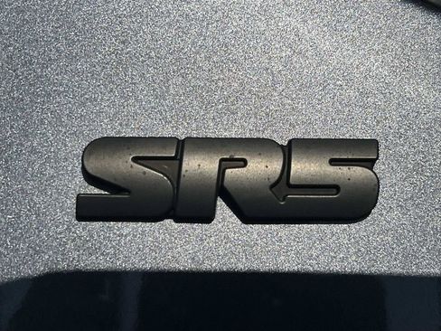 Used 2023 Toyota Tacoma SR5 AWD/4WD image 10