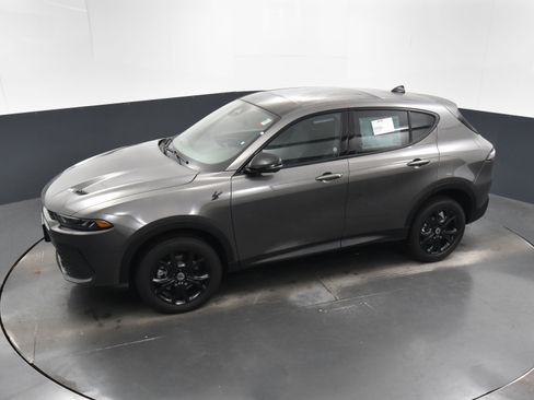 Used 2024 Dodge Hornet GT Plus w/ Tech Pack Plus w/o Parking image 18