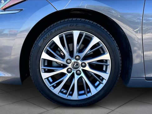 Used 2020 Lexus ES 350 w/ Premium Package image 10