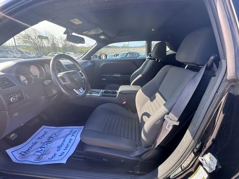 Used 2012 Dodge Challenger R/T RWD image 18
