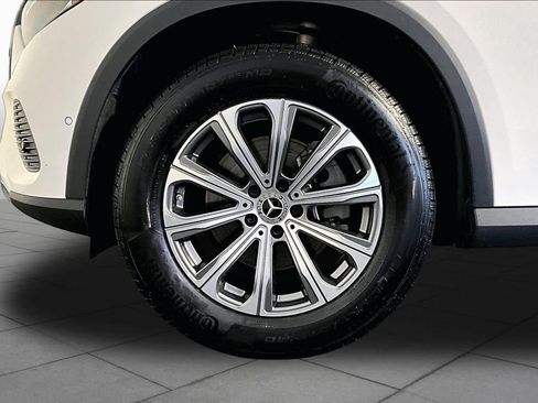 Certified 2026 Mercedes-Benz GLC 300 4MATIC image 11