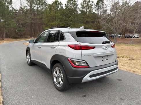 Used 2023 Hyundai Kona SEL w/ Convenience Package image 7