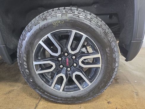 New 2026 GMC Sierra 1500 AT4 w/ AT4 Premium Package image 35