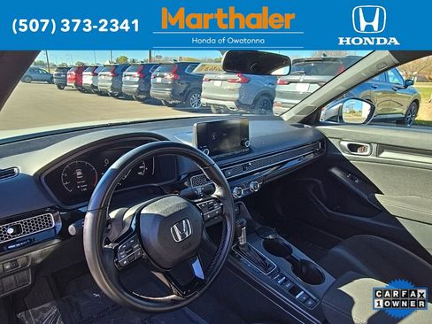 Used 2023 Honda Civic Sport image 11