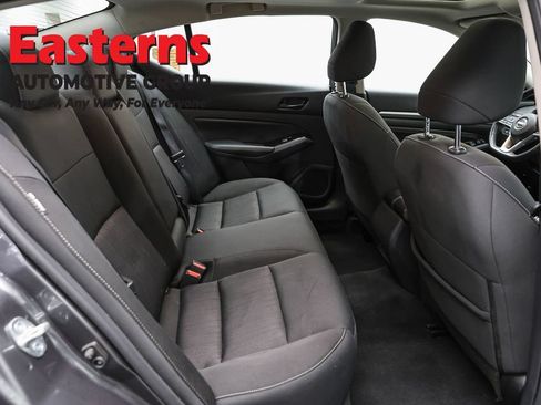 Used 2023 Nissan Altima 2.5 SV w/ SV Premium Package FWD image 23