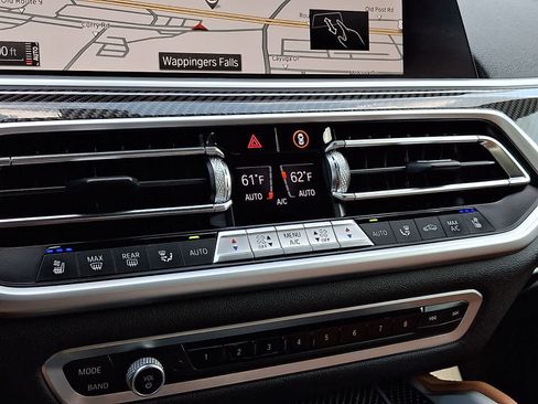Used 2021 BMW X6 M50i w/ Executive Package AWD/4WD image 16