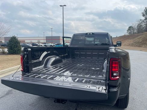 New 2026 RAM 3500 Tradesman image 20
