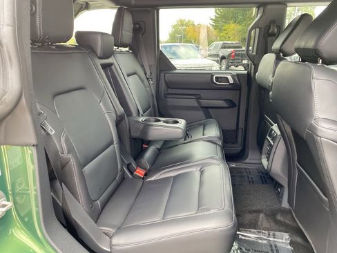 New 2025 Ford Bronco Outer Banks w/ Sasquatch Package AWD/4WD image 42