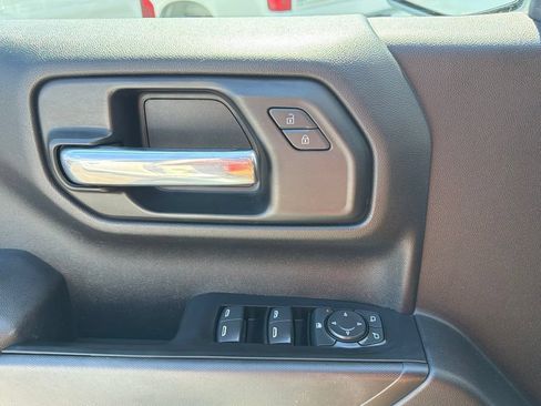 Used 2020 Chevrolet Silverado 1500 Custom Trail Boss w/ Custom Convenience Package AWD/4WD image 24