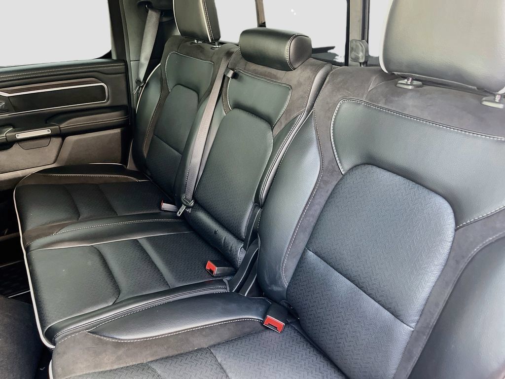 Used 2025 RAM 1500 Laramie AWD/4WD image 24
