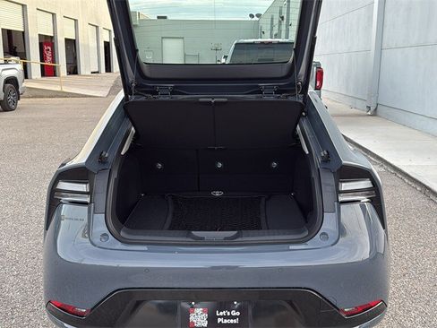 New 2026 Toyota Prius Plug-In Hybrid image 24