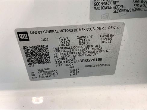 Used 2024 Chevrolet Silverado 1500 Custom Trail Boss AWD/4WD image 33