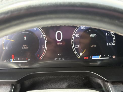 Used 2021 Jeep Grand Cherokee L Limited image 15