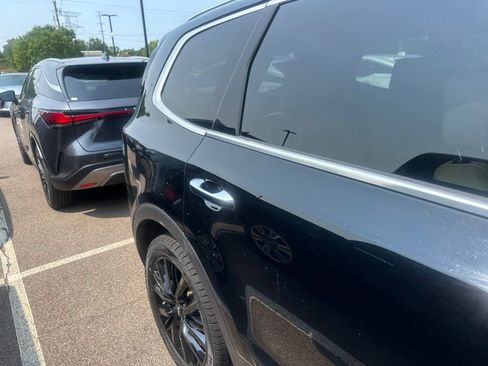 Used 2020 Kia Telluride SX w/ SX Prestige Package AWD/4WD image 22