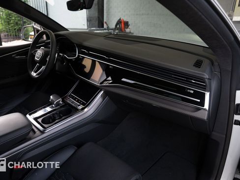 Used 2024 Audi RS Q8 image 27