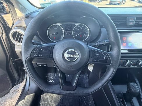 Used 2025 Nissan Versa S w/ Trunk Package FWD image 19