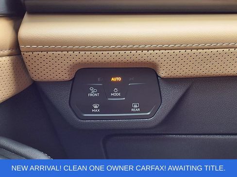 Used 2024 Volkswagen Atlas Cross Sport SE w/ Panoramic Sunroof Package FWD image 16