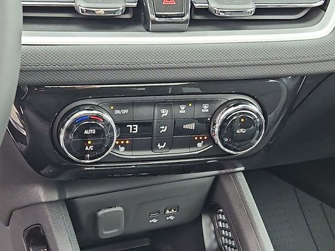 New 2026 Chevrolet TrailBlazer LT w/ Convenience Package FWD image 12