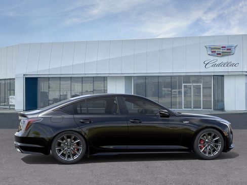 New 2026 Cadillac CT5 V image 5