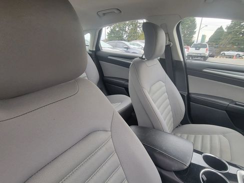 Used 2014 Ford Fusion S image 14