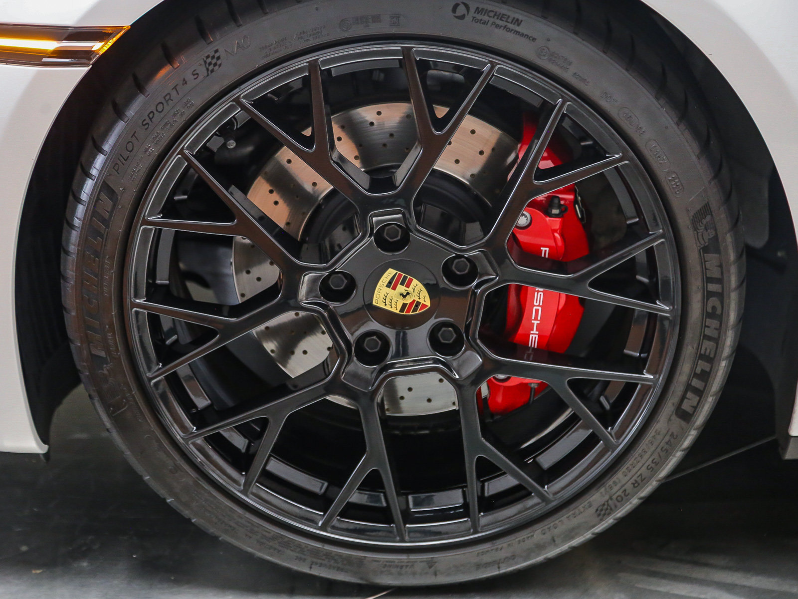 Certified 2024 Porsche 911 Carrera S RWD image 14