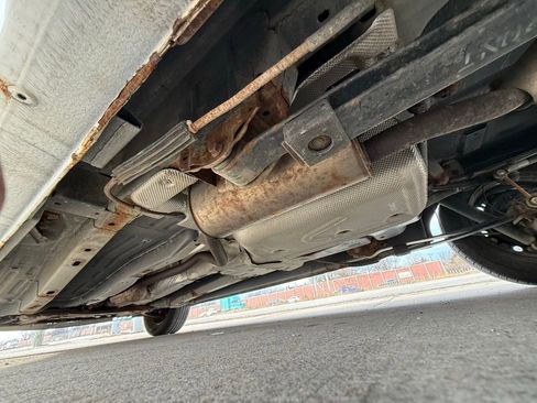 Used 2010 Ford Transit Connect XL image 16