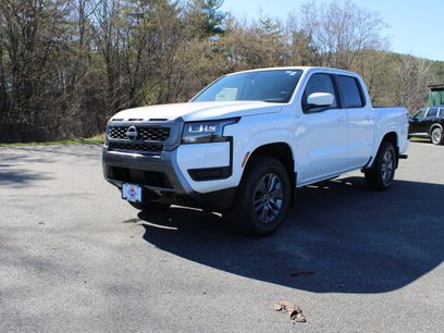 New 2026 Nissan Frontier SV w/ Tow Package