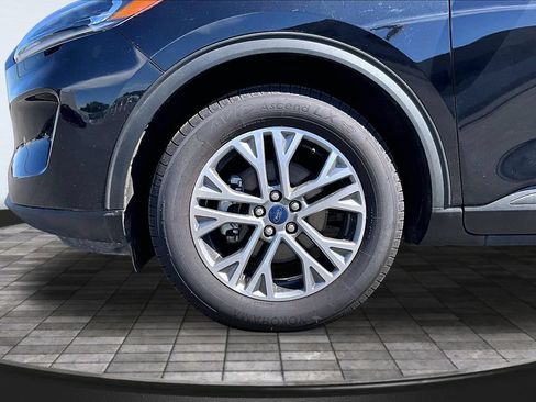 Used 2022 Ford Escape SEL AWD/4WD image 9