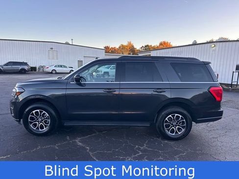 Used 2024 Ford Expedition XLT image 10