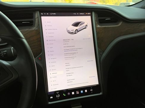 Used 2020 Tesla Model S Long Range AWD/4WD image 48